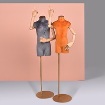 Buste enfant avec bras finition velours