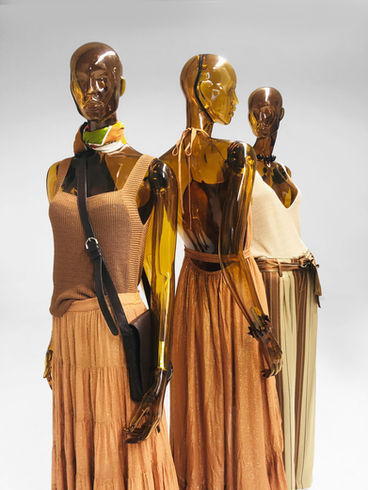 Mannequins Bonami recyclables et durables en finition transparente