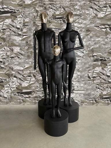 Mannequins with chrome face