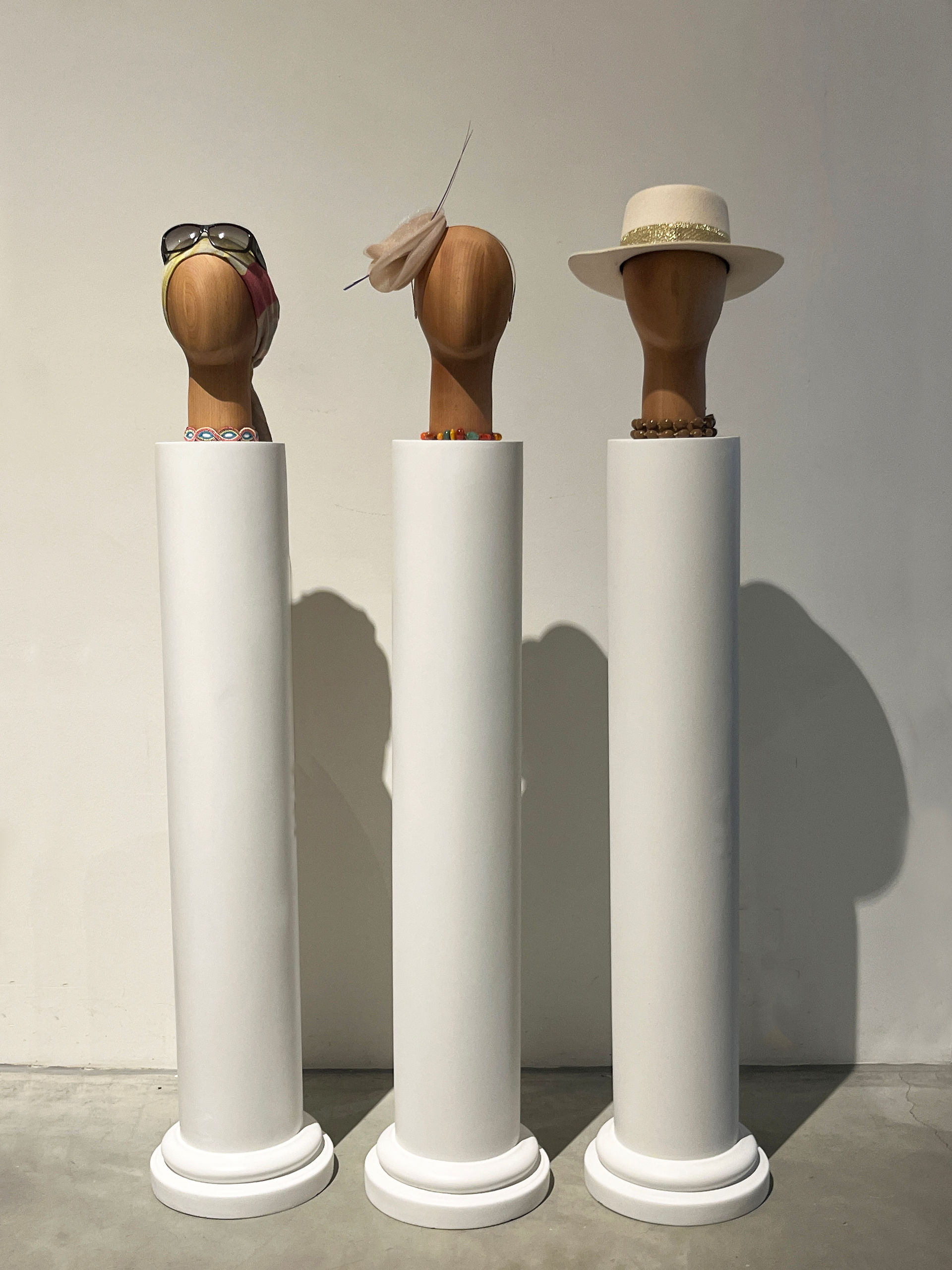 Wooden heads for accessoires