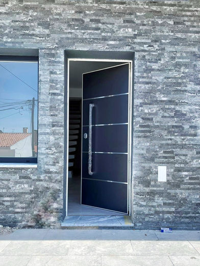 Porta Blindada Painel cinza fenólico