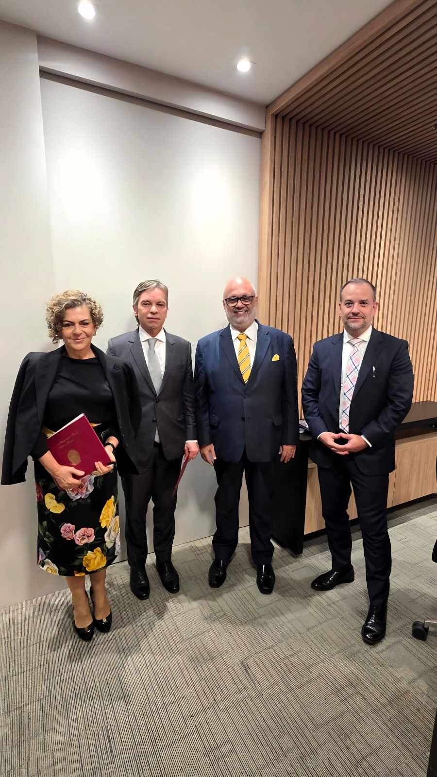 Teresa Arruda Alvim e Evaristo Aragão Santos participaram ontem do "Congresso em Comemoração aos 10 Anos de Vigência do CPC/2015