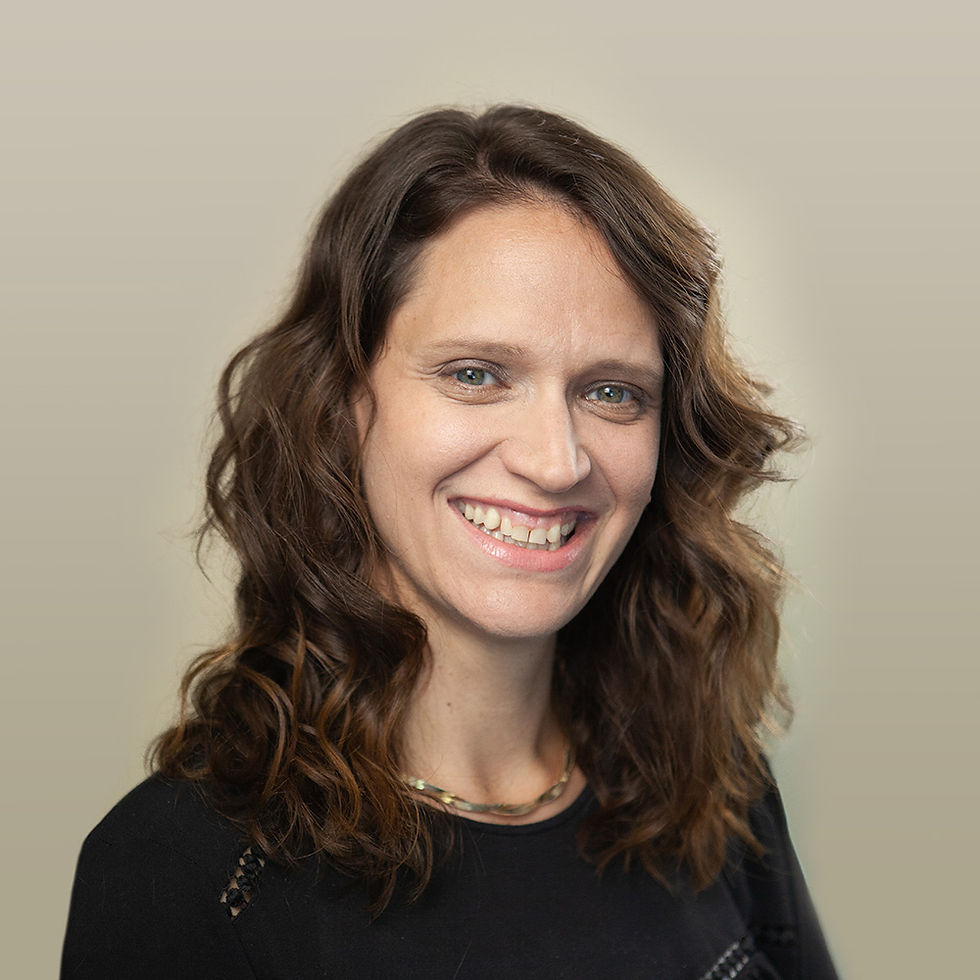 dana-whillier-portrait