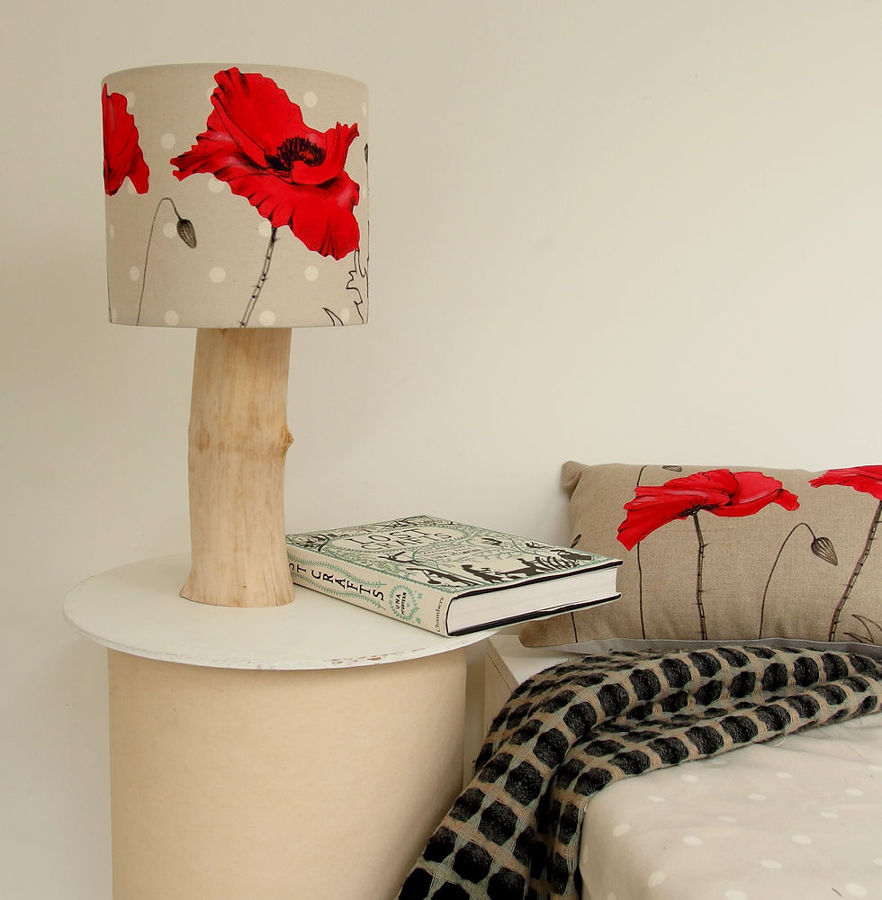 Thumbnail: Poppy on Ivory