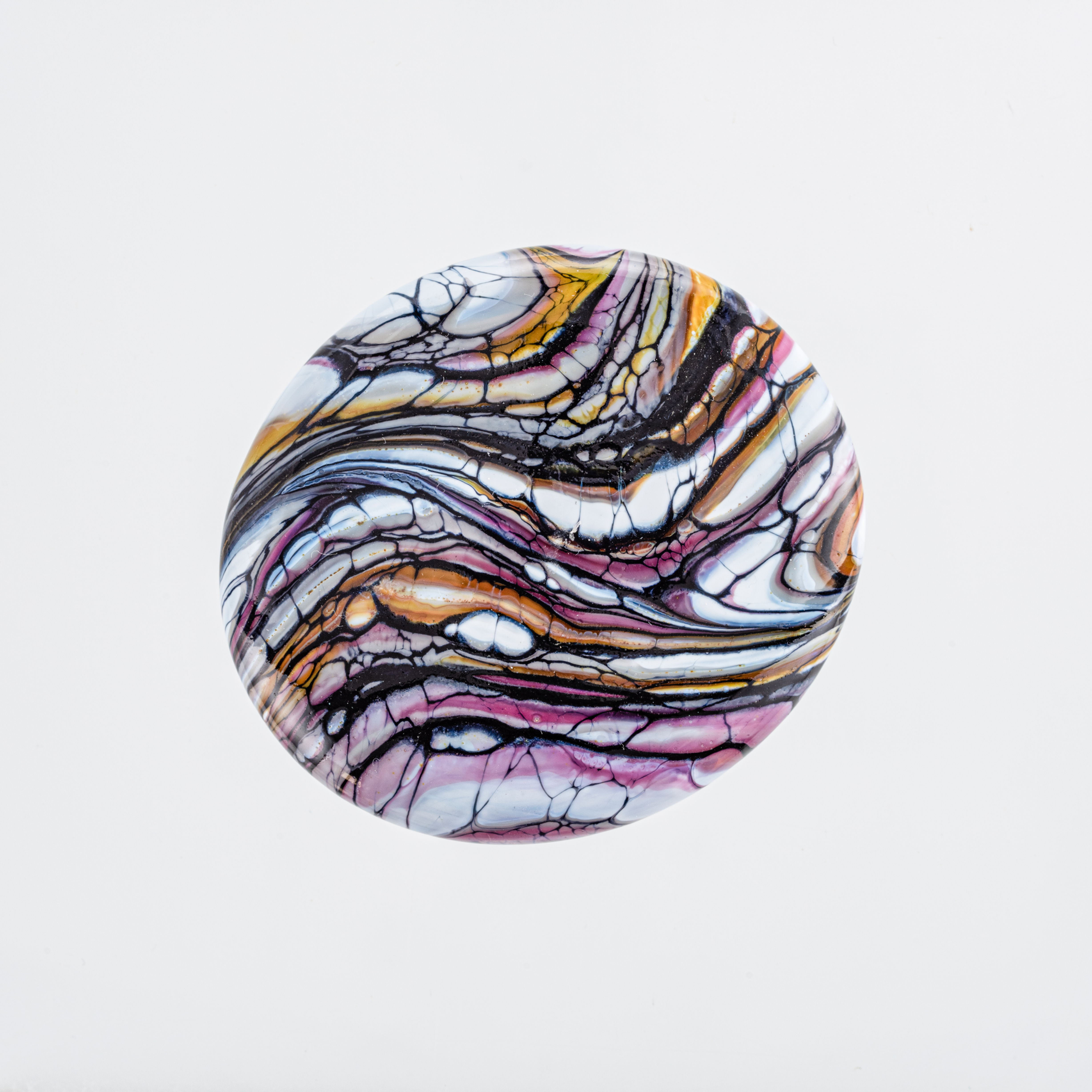 Stratum Pink Pebble Small (gloss pictured)