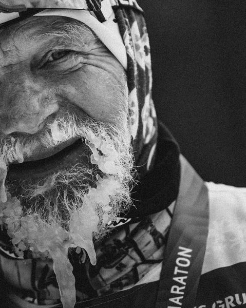 A. Le Coq brändingu ja turundusmaterjalide pildistamine Tartu Maratonil. Spordifotograafia teenus brändi nähtavuse ja sündmuse emotsiooni jäädvustamiseks.