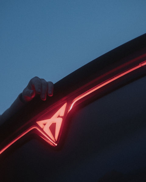 Cupra Tavascan autoesinduse ja sotsiaalmeedia sisuloome jaoks – professionaalne autofotograafia brändide ja agentuuride jaoks