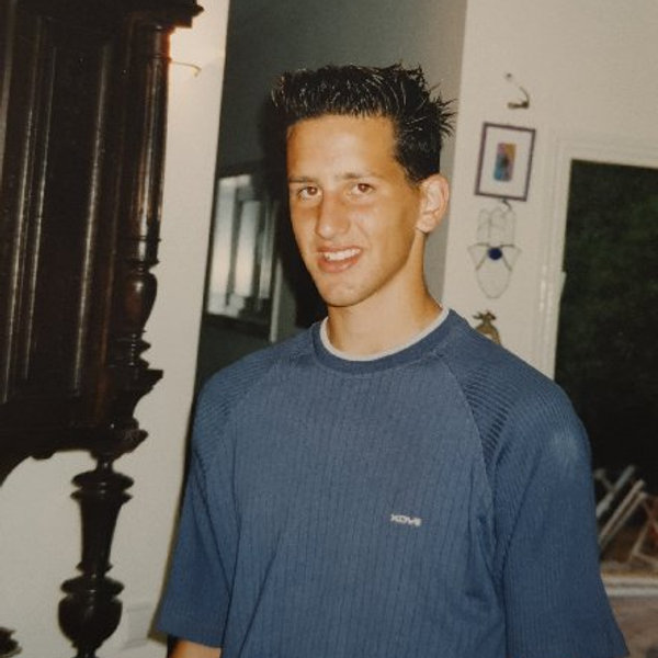 נעורים — תמונה 23