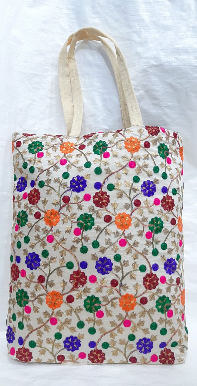 Thumbnail: Thread HandBag