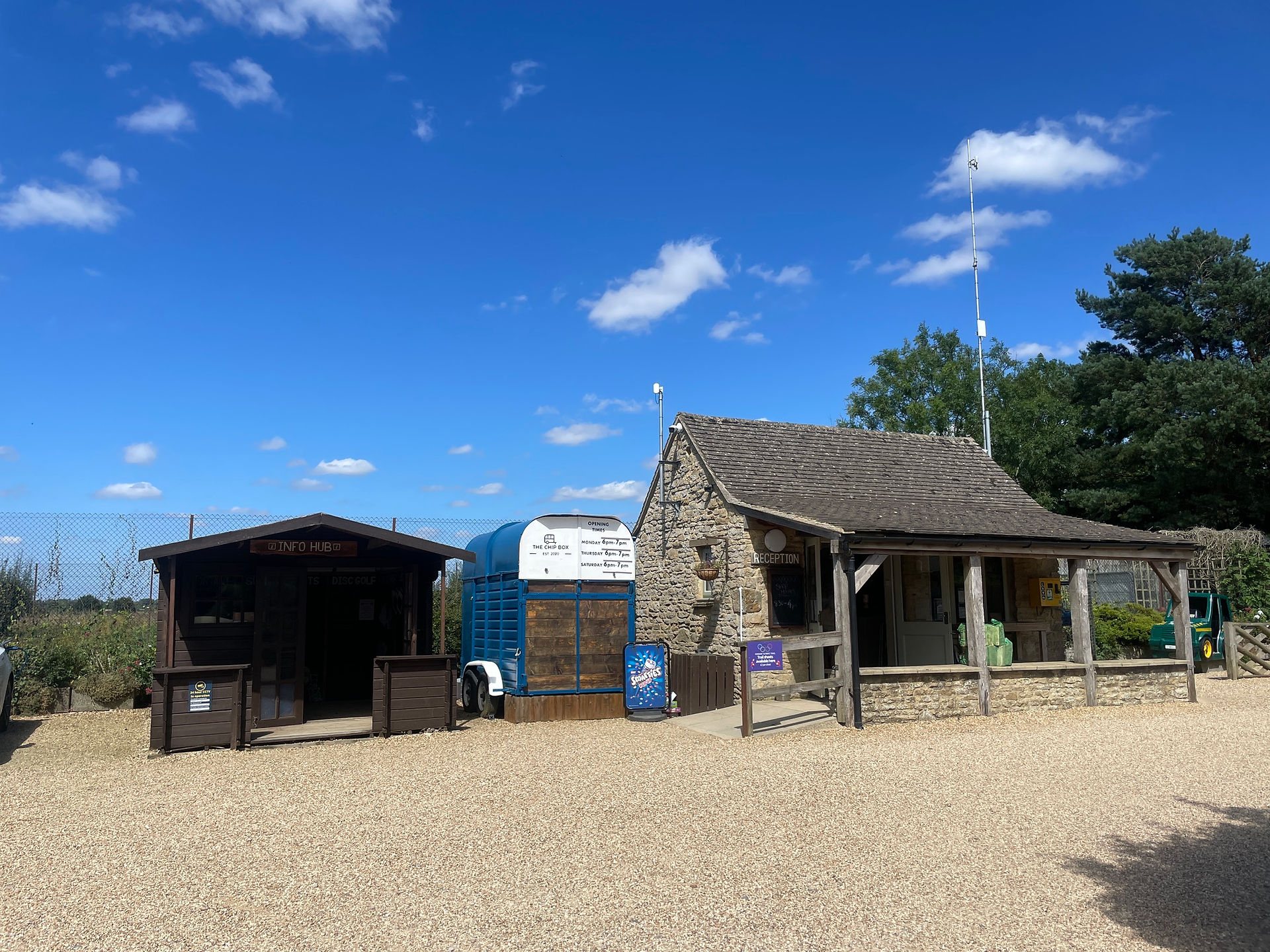 Reception hut at Charlbury view camping