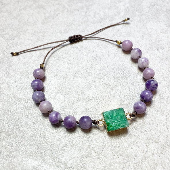 Miniaturbild: Lepidolitharmband Edelsteinarmband Kristallarmband Carfunkel Grüner Kristall