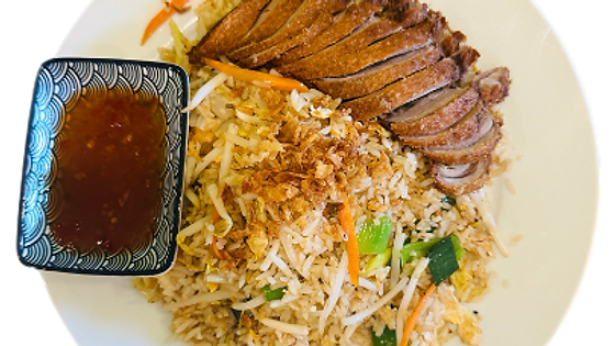 79: Eierreis gebraten mit knuspriger Ente und Gemüse