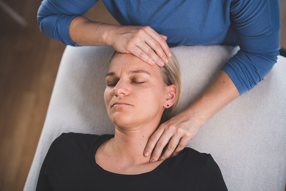 Osteopathische Behandlung des Verlaufs des Nervus Vagus