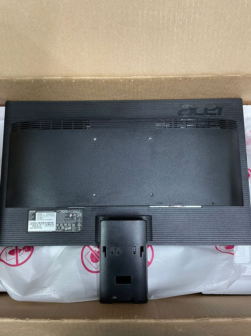 Miniatura: Monitor Acer 19,5" LCD V206HQL (HDMI, VGA, VESA, Widescreen, 1600x900 HD)