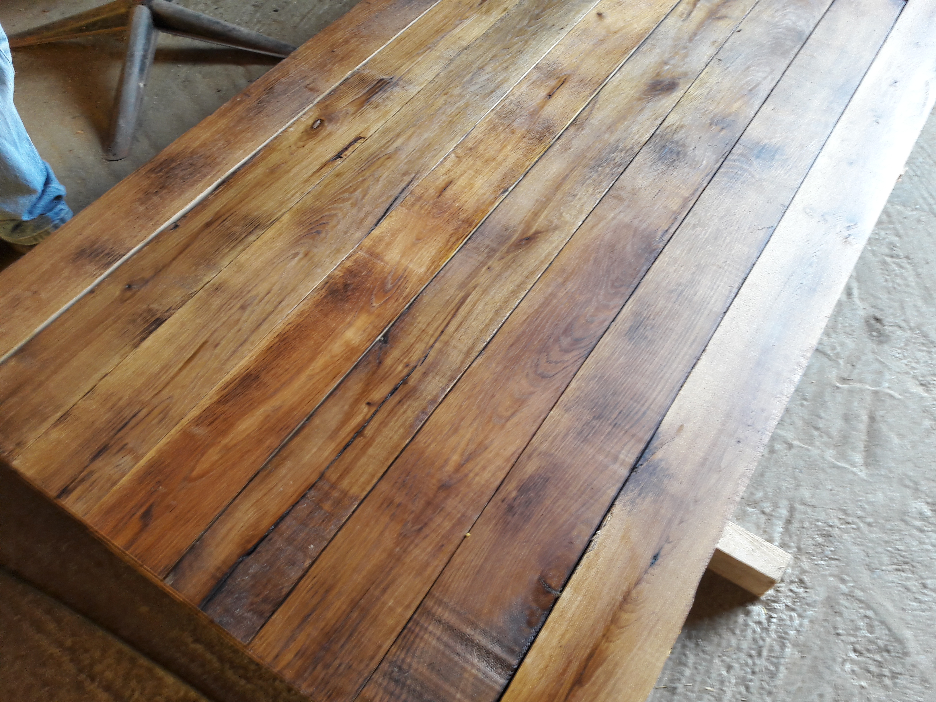 Caramel Oak Strip flooring