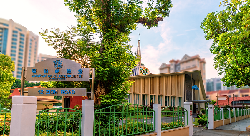 main with blurred building.png