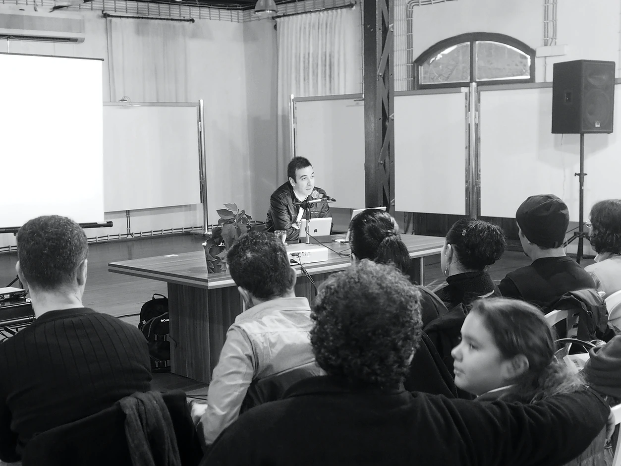 CDD İzmir — Artist Talk, 2013 — Ali Alışır