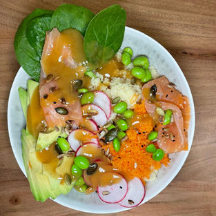 Lachs Couscous Bowl