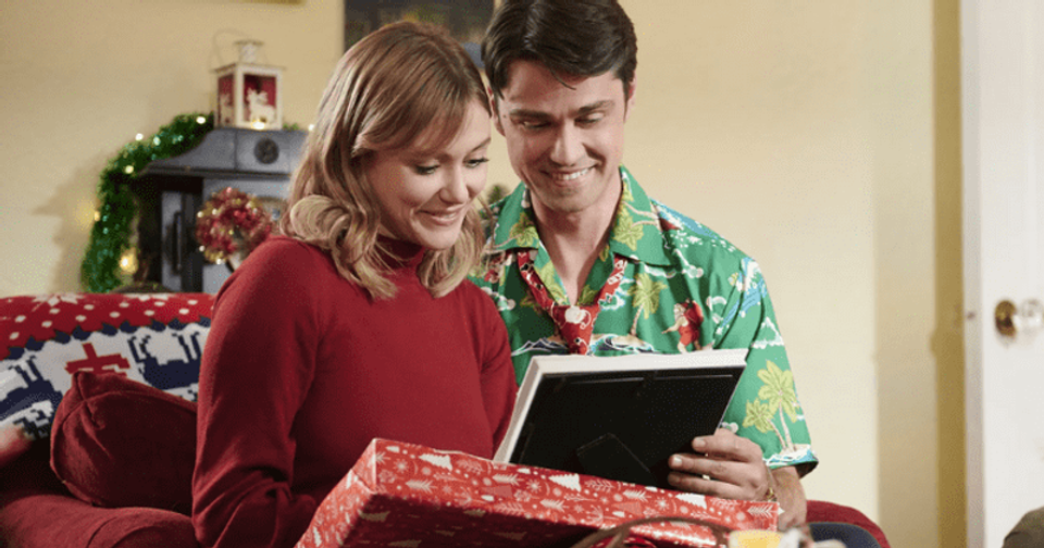 Movies for the Holidays Grounded for Christmas