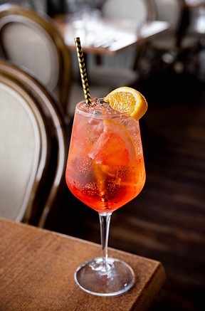 cocktail spritz bar angers cholet restaurant photo communication Marie-L.G. Photographie