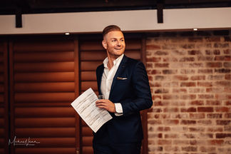 Melbourne Wedding celebrant DJ and MC