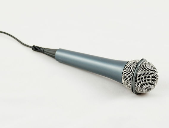 microphone-861457_1280.jpg