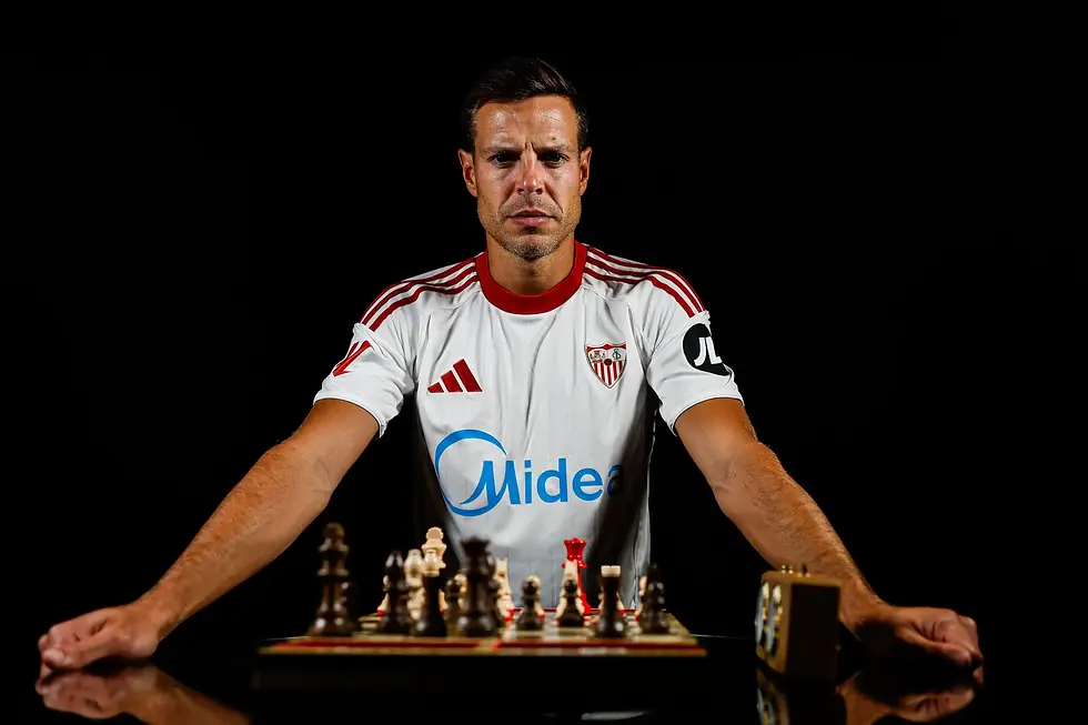 César Azpilicueta s'engage avec le Sevilla FC