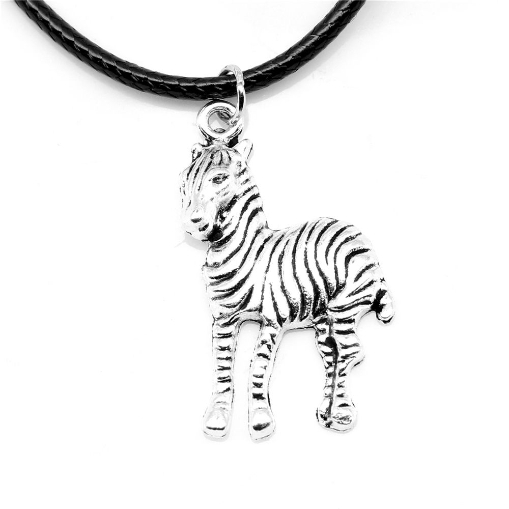 1 Piece Zebra Neck Chains Jewlery Trendy 19x30mm