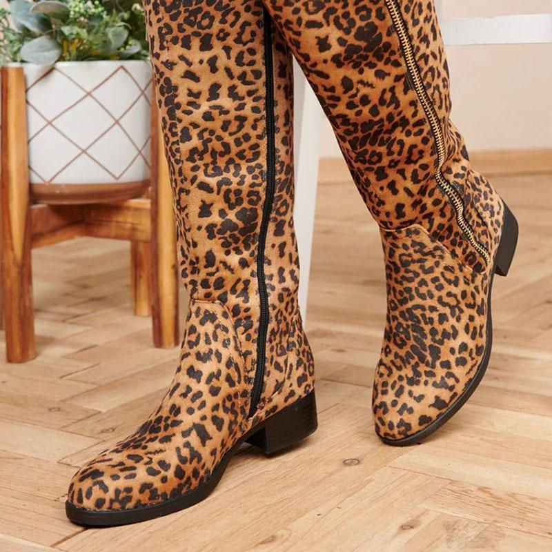 Thumbnail: Women Winter Boots Fashion Design Retro Classic