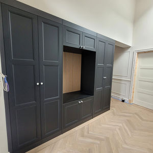 Black Supper Matt Beaded Three Panel Shaker