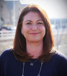 Lynda Portrait_edited_edited.jpg