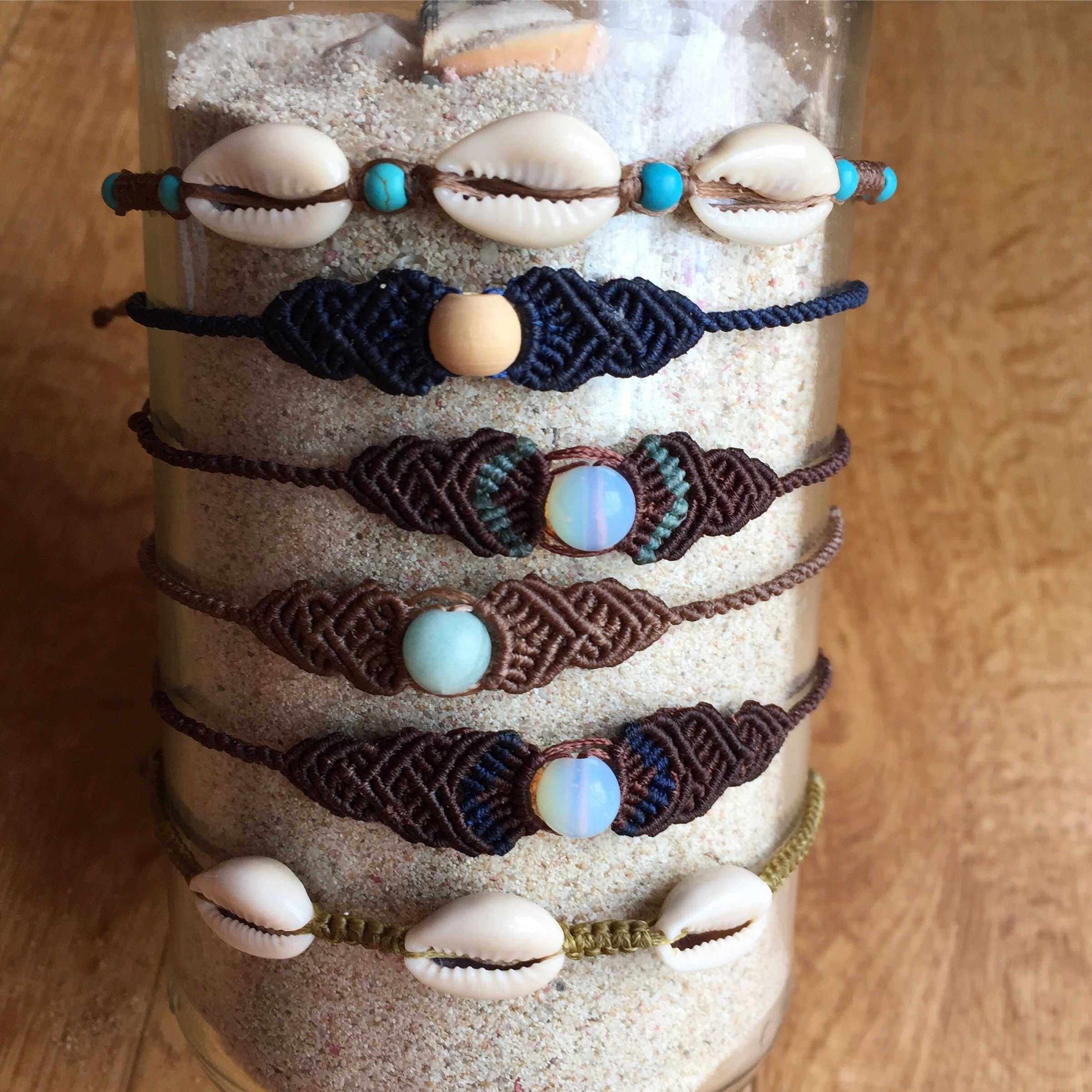 macrame bracelet