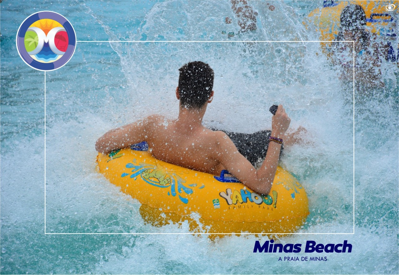 Fullscreen Page | Minas Beach