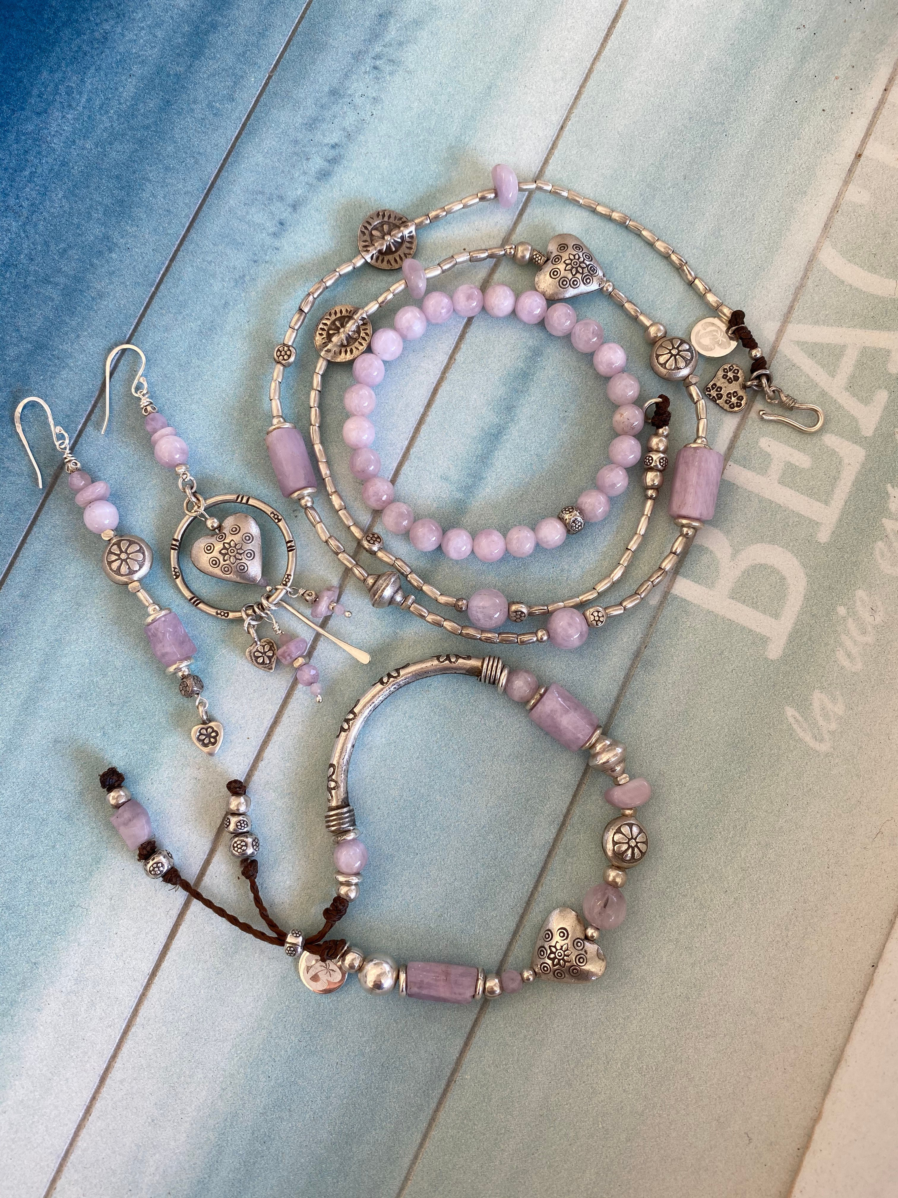 Joyful Hearts Collection Set