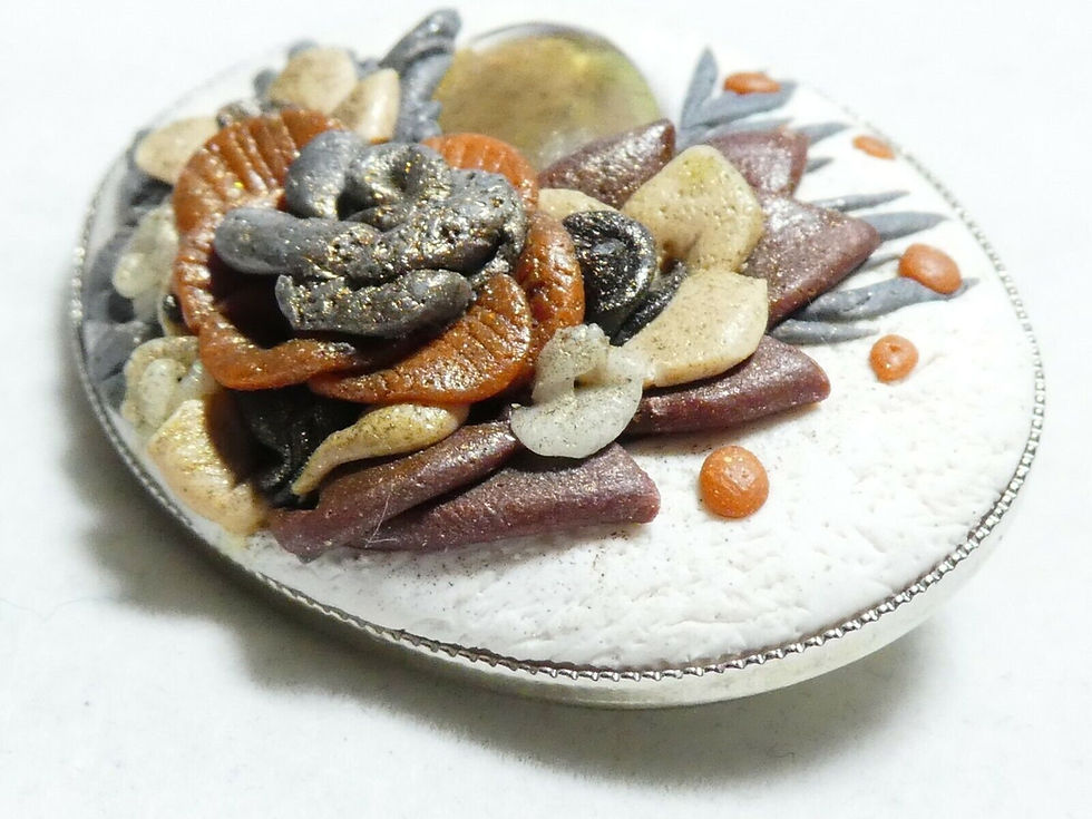 Thumbnail: Vintage 1960-s Large Oval Hand-Made Resin Layered Amber/White/Grey Floral BROOCH