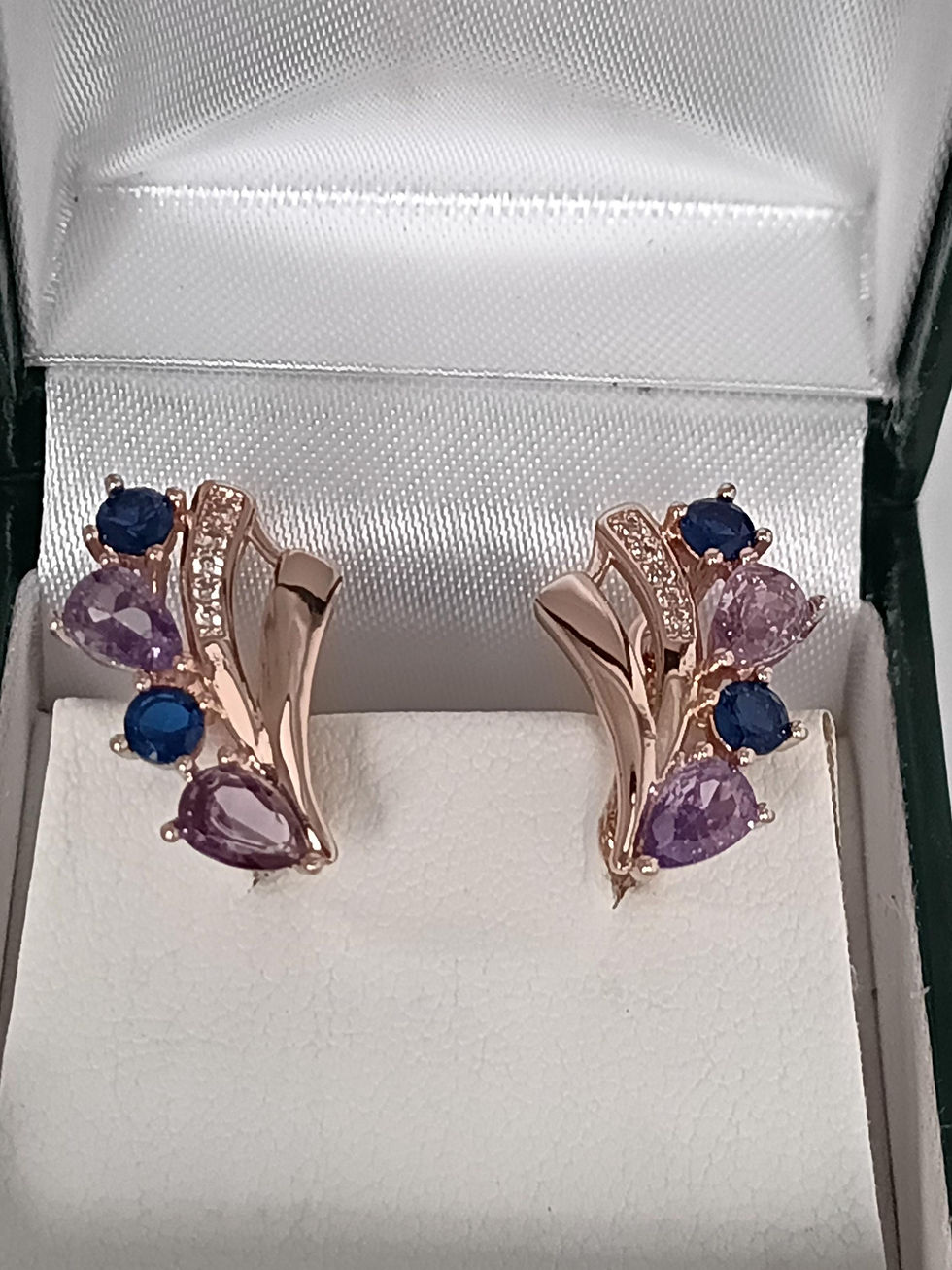 Миниатюра: Vintage 1990-s 14 Ct Rolled Gold Sapphire Amethyst Earrings- Hallmarked 585 RG