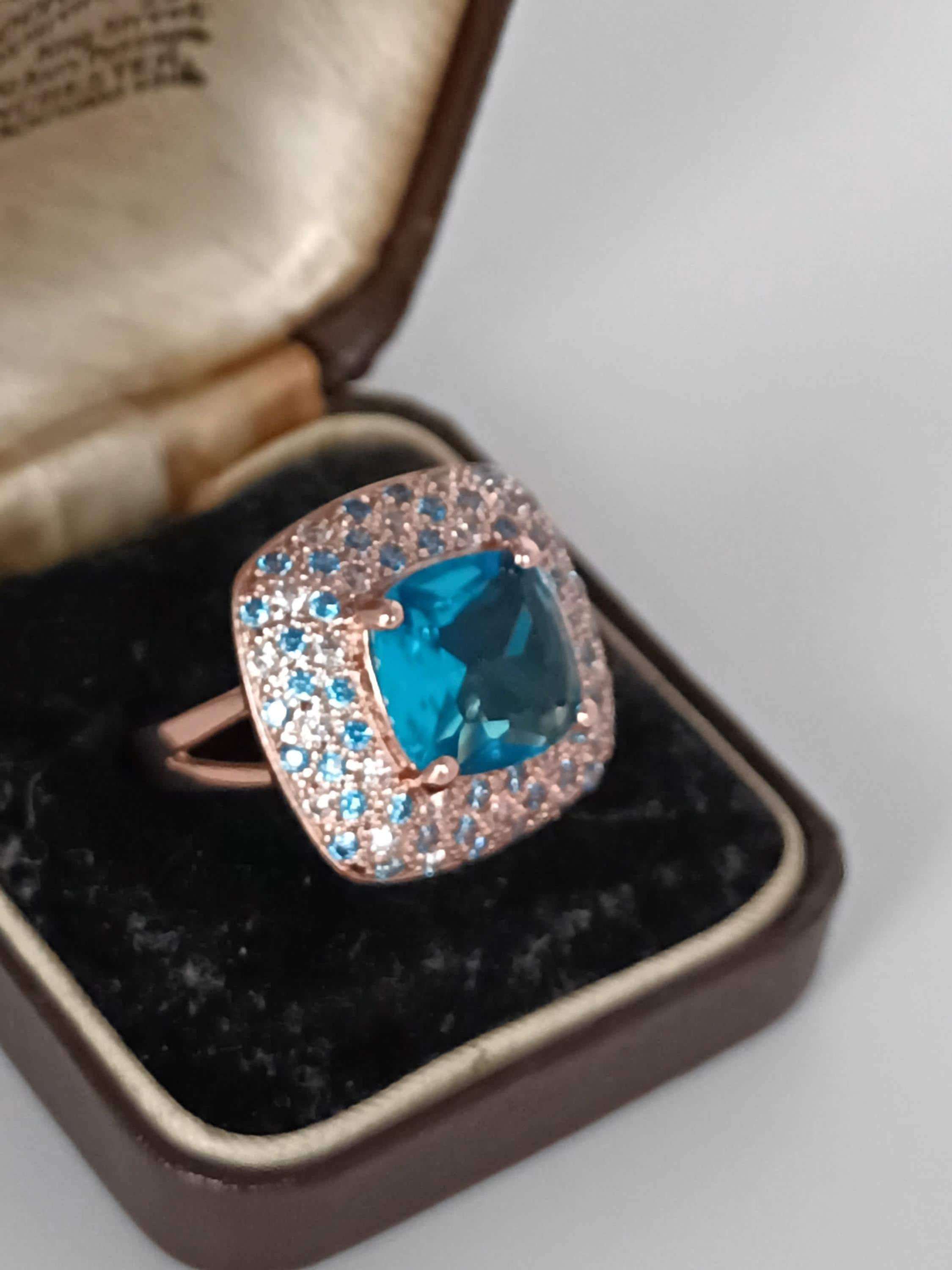 Vintage Blue Topaz 14 Ct & 925 Sterling Silver Ring, Size 6.5 (US) M 1/2 (UK)