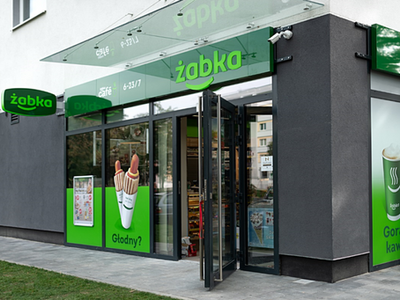 How Żabka store owners address temporary staffing gaps using Traxlo’s on-demand tasks dashboard