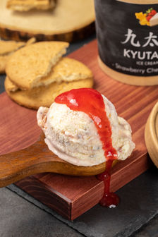 strawberry cheese cake icecream