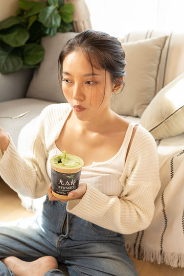 girl eating an icecream