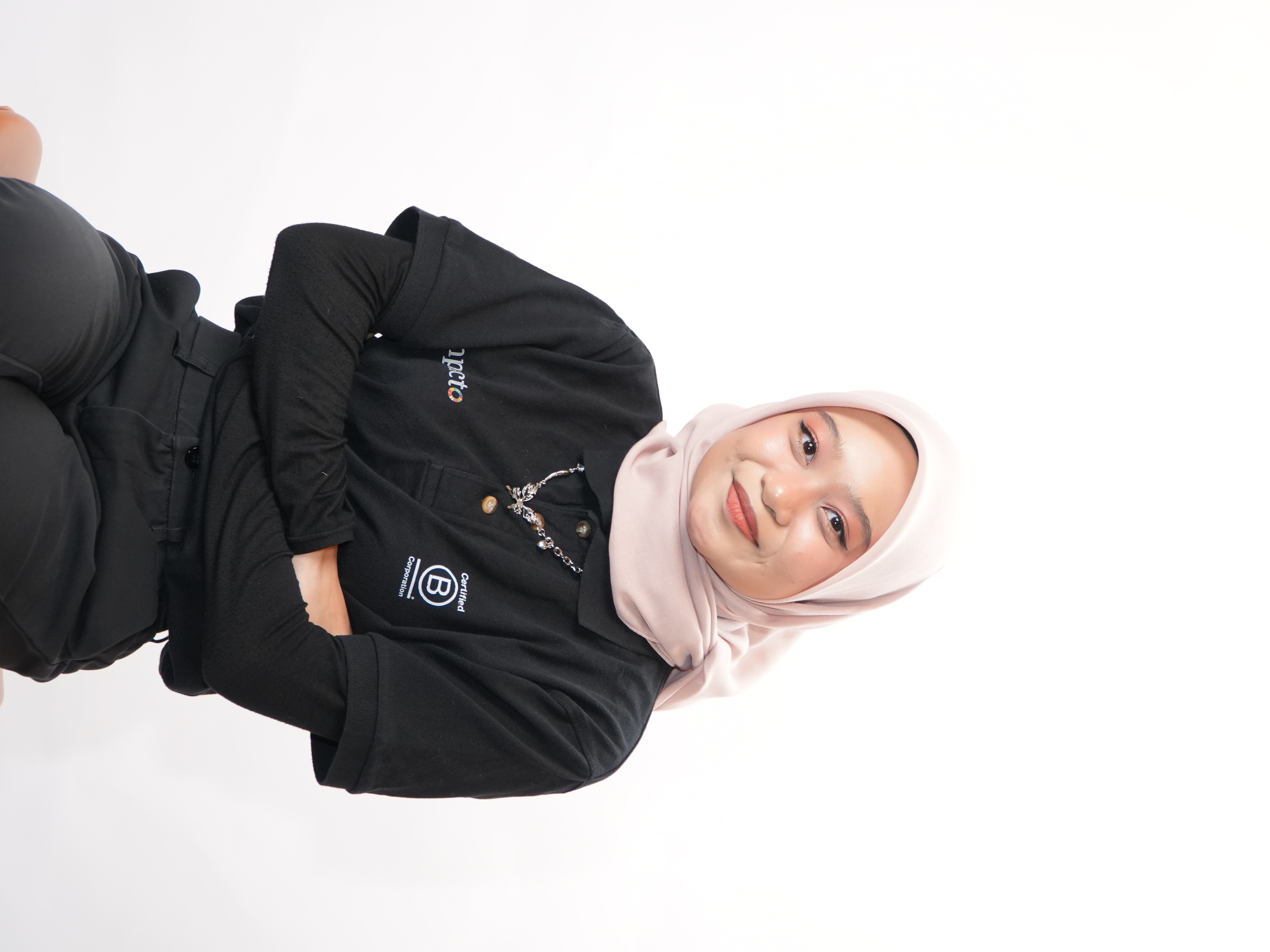 O - Corporate Headshot (Informal) - Syazila.JPG
