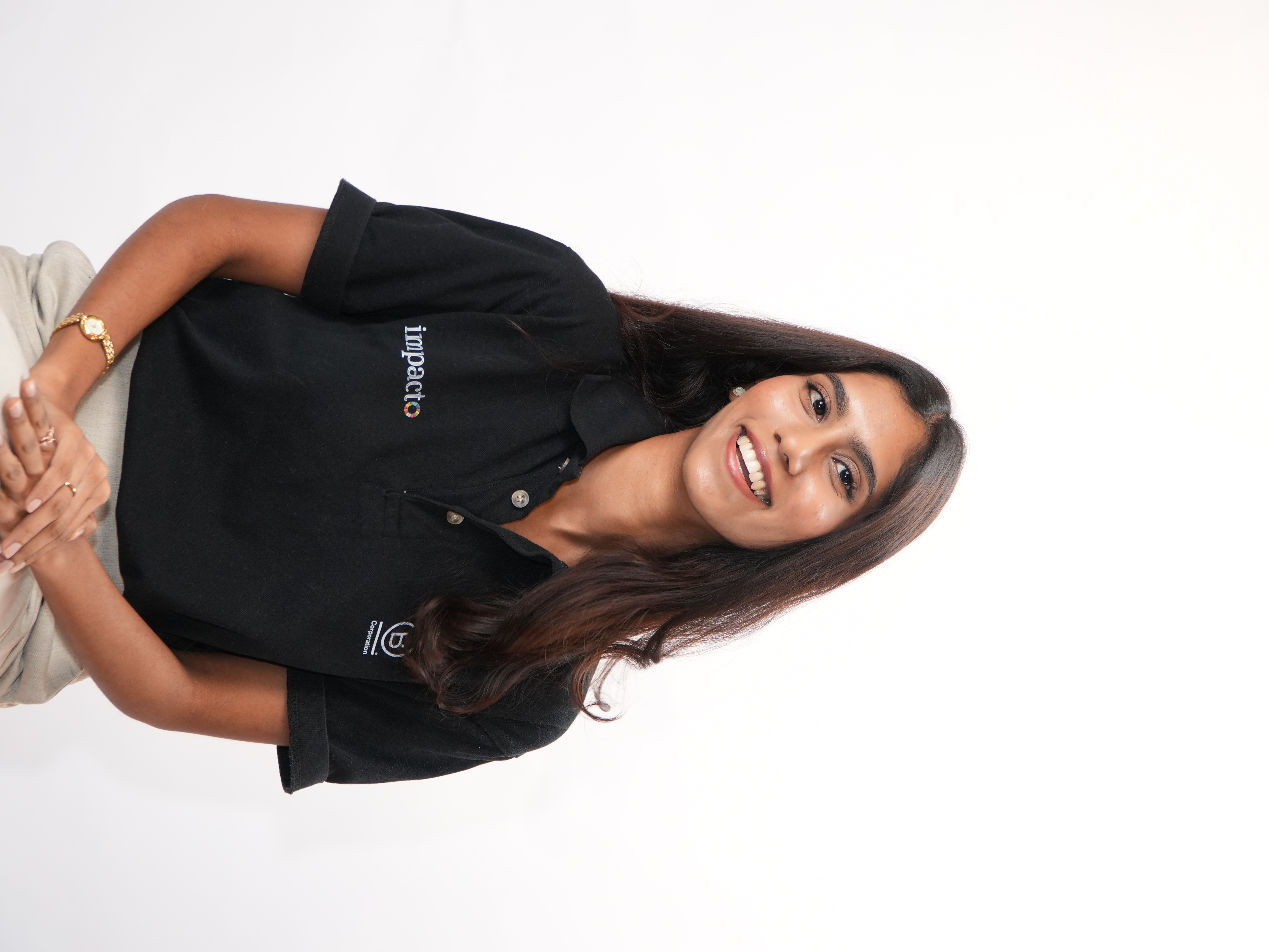 O - Corporate Headshot (Informal) - Ashwiini.JPG