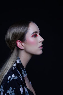 Maquillaje por María José Zuvanich.