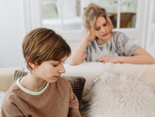 Lorsqu'un garçon de deux ans est éduqué comme une fille par ses parents, quelles conséquences ?