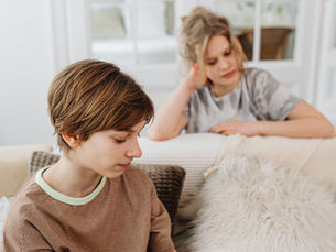 Lorsqu'un garçon de deux ans est éduqué comme une fille par ses parents, quelles conséquences ?