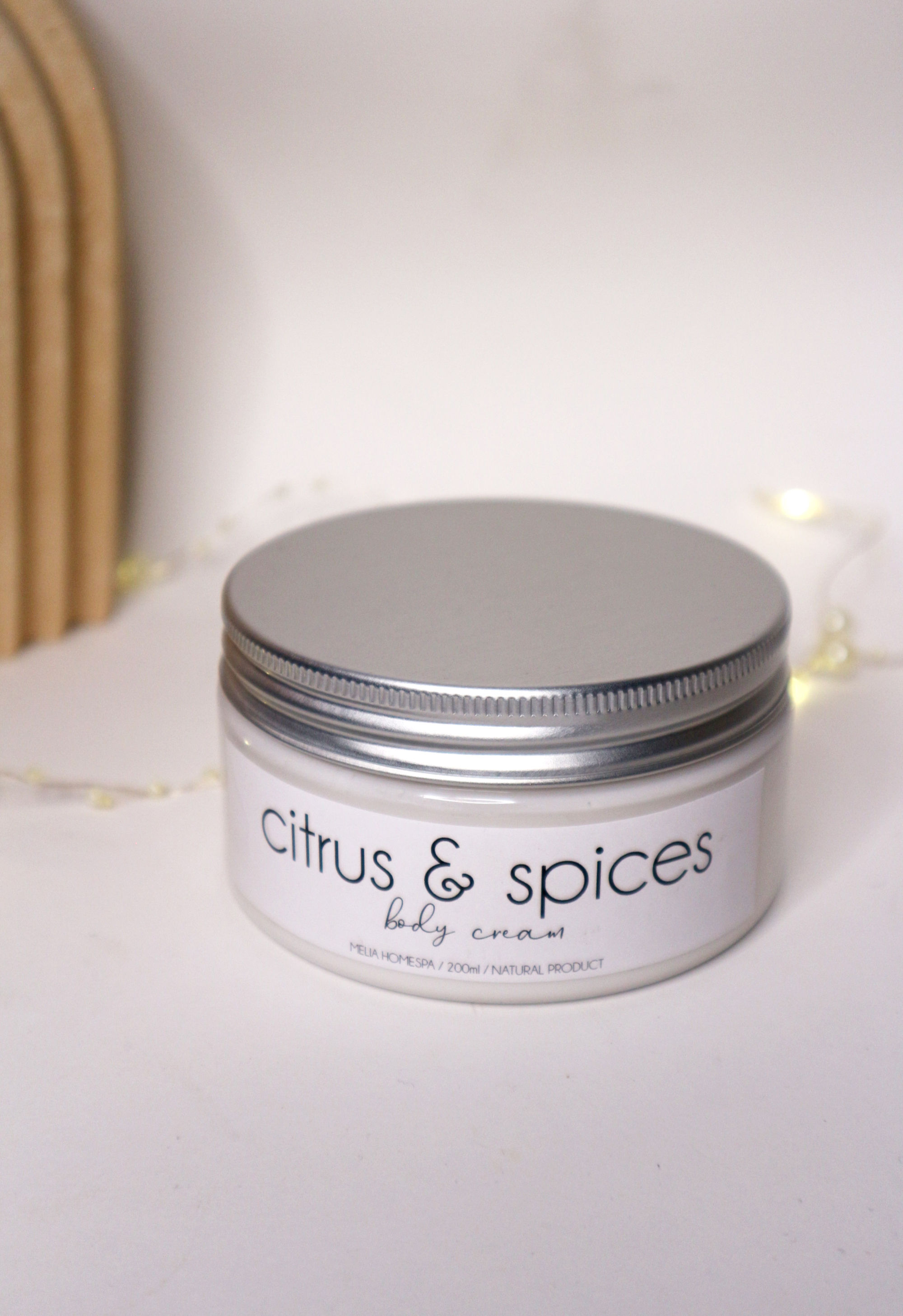 ΚΡΕΜΑ ΣΩΜΑΤΟΣ ΕΝΥΔΑΤΙΚΗ ΜΕ ΕΛΑΙΑ / ΜΑΣΤΙΧΕΛΑΙΟ "CITRUS SPICES"