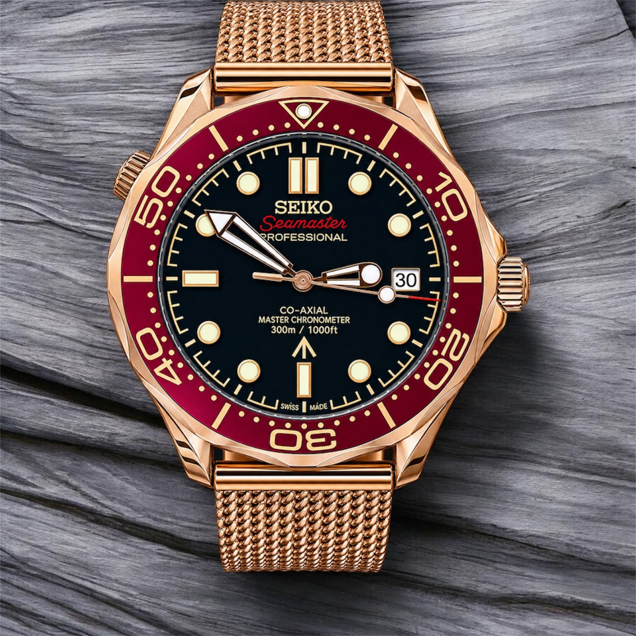 Seiko Seamaster 007 Rose Gold Red Mod