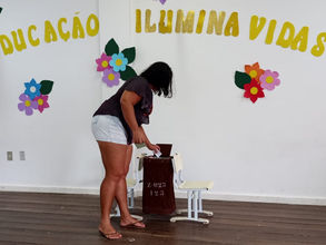 Comunidade escolar participa da votação para escolha dos novos gestores