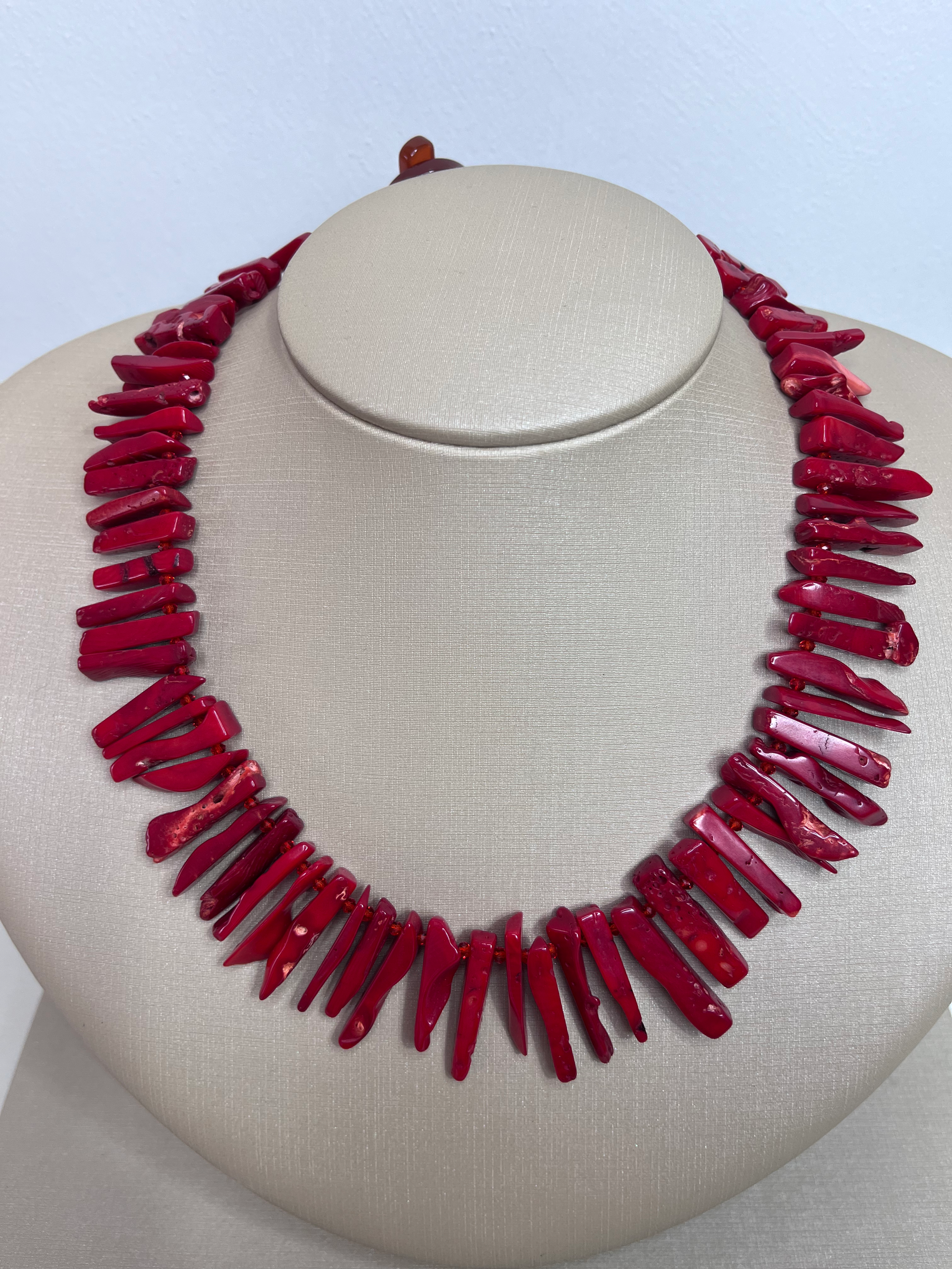 Maxi Colar de Pedra Coral