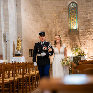 Sortie d'église des mariés